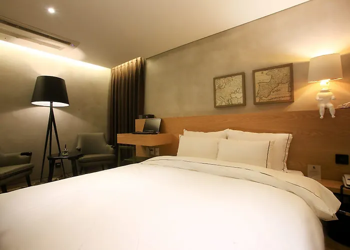 Hotel Wangsimni Forestar 2*