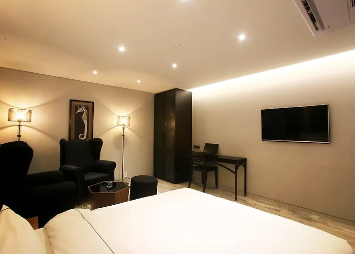 Wangsimni Forestar Hotel Seoul