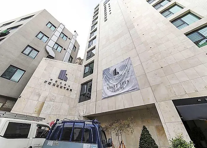 Hotel Wangsimni Forestar
